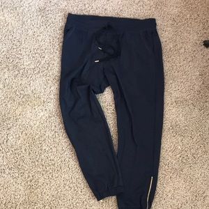 Zyia peak zipper joggers (short) large navy